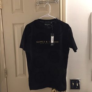 NWT Supply & Demand Black Medallion Tee Size Small